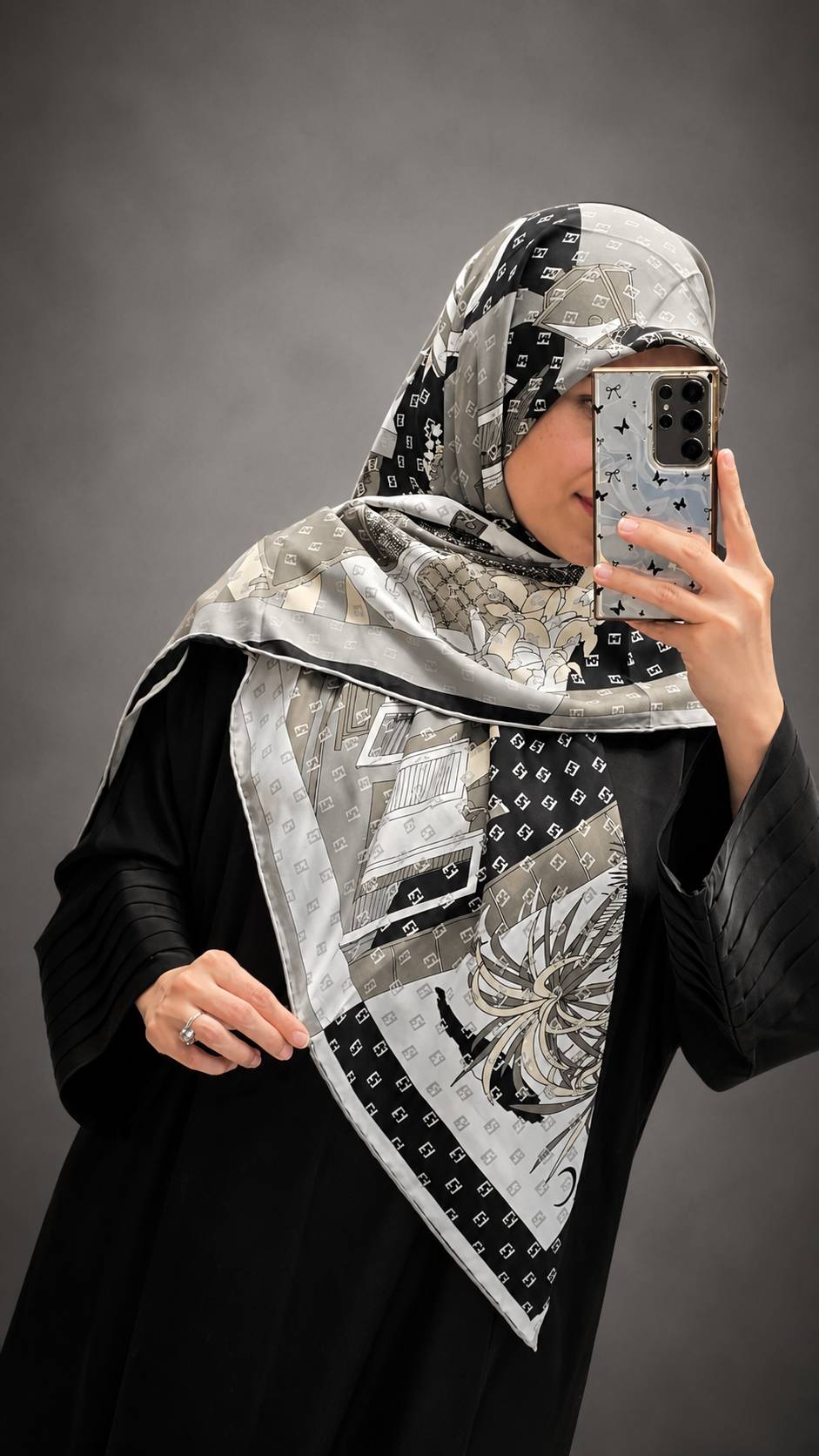 روسری زنانه ابریشم توییل ۱۴۰×۱۴۰ دور دوخت فرانسوی