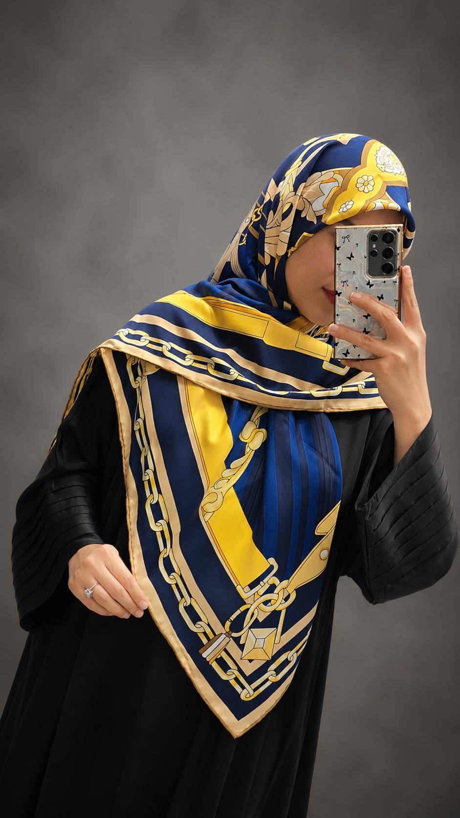 روسری زنانه ابریشم توییل ۱۴۰×۱۴۰ دور دوخت فرانسوی