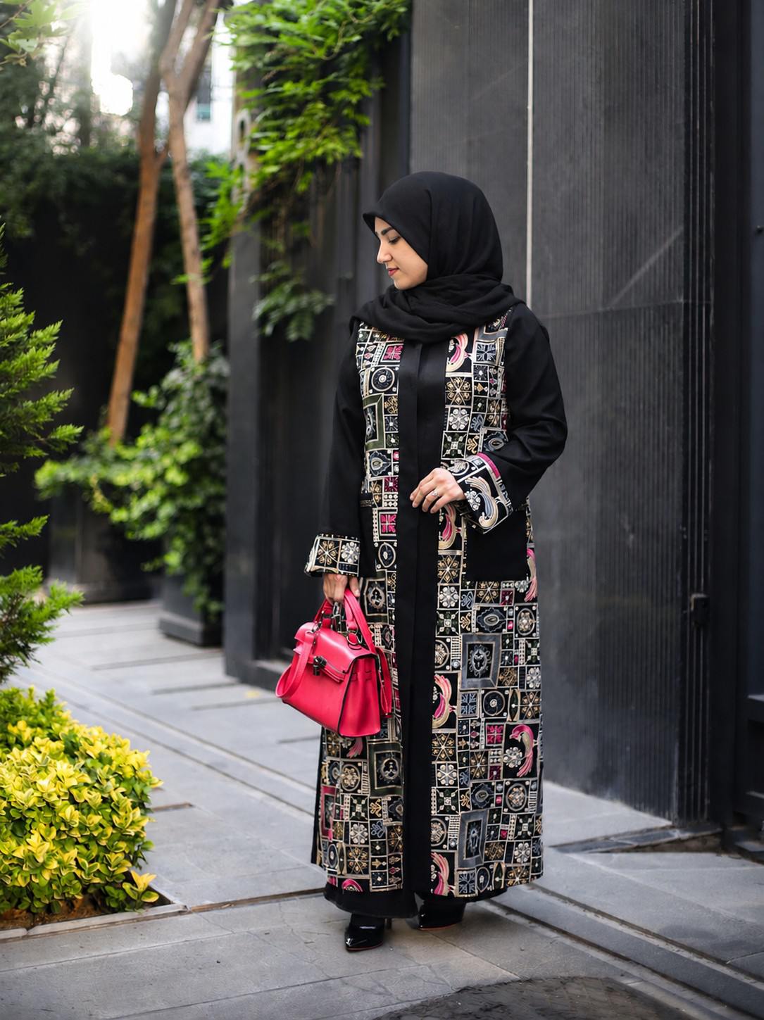 yas-style-khorshid-black-front-button-abaya-embroidery.jpg